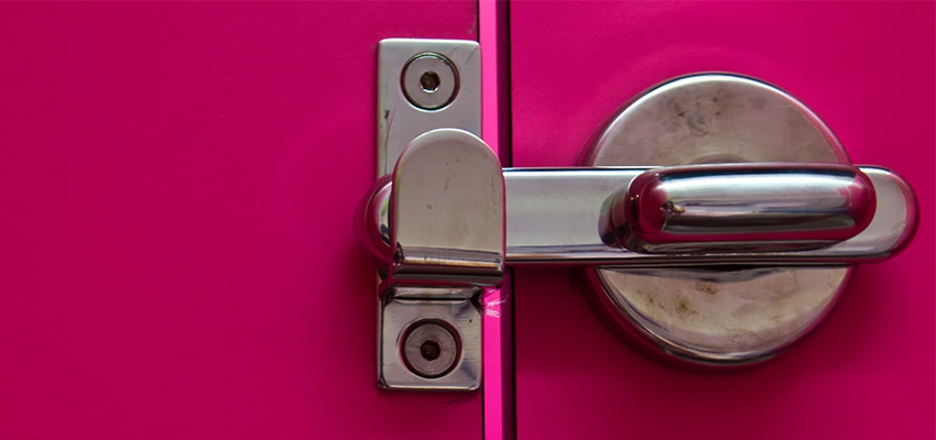 Childproof Gate Lock in San Anselmo, California