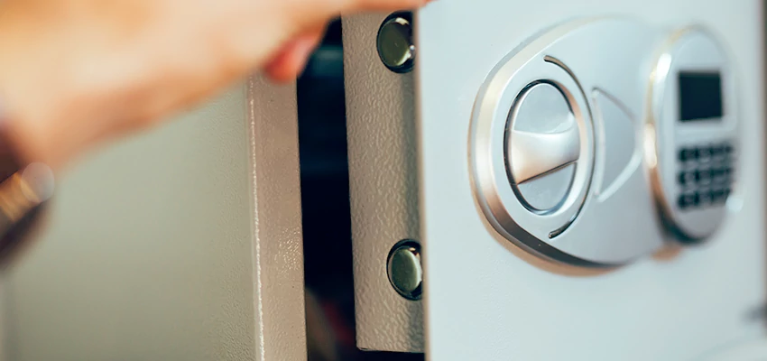 Fingerprint Safe Openers in San Anselmo, CA